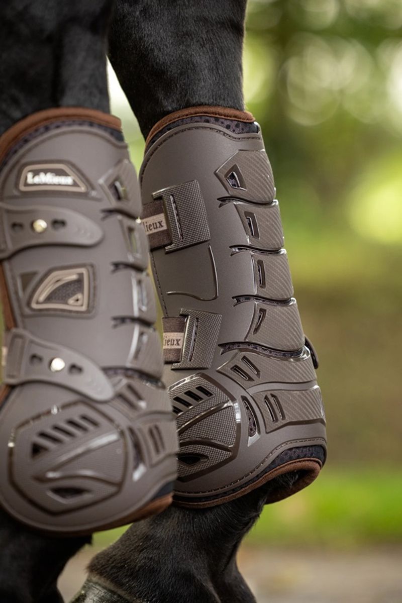 LM Motion Cool Tendon Boot